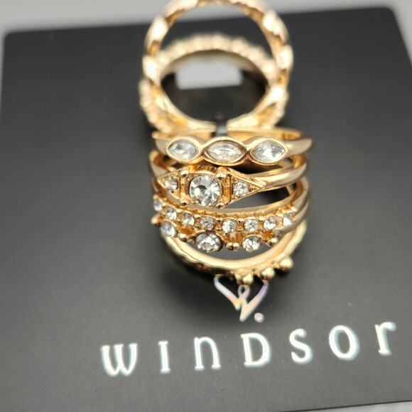 Windsor 8 Piece Ring Set Gold-tone Crystal Accent Stack Bands Size 7 Fashion New - Picture 11 of 16